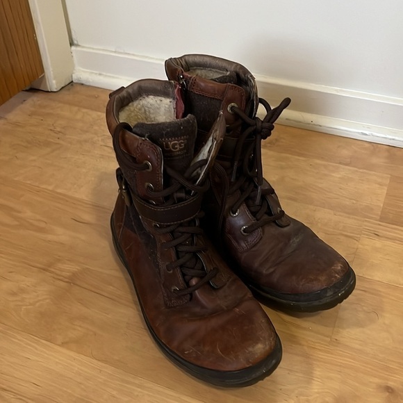 Ugg Kesey Chestnut Waterproof Shearling Boots size 7 - Picture 4 of 7